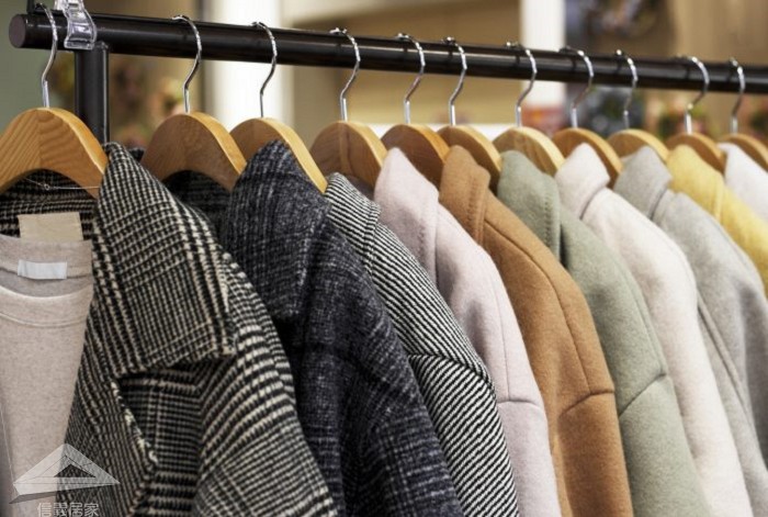 ▲羊毛大衣不能機洗、勿用小蘇打粉清潔。