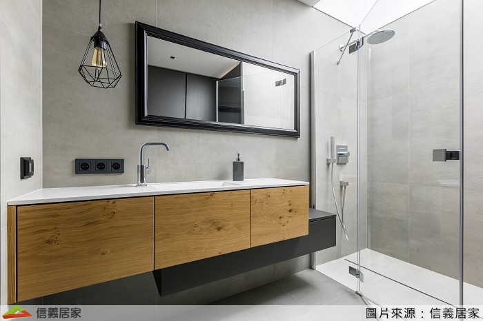 洗手台下方留空間