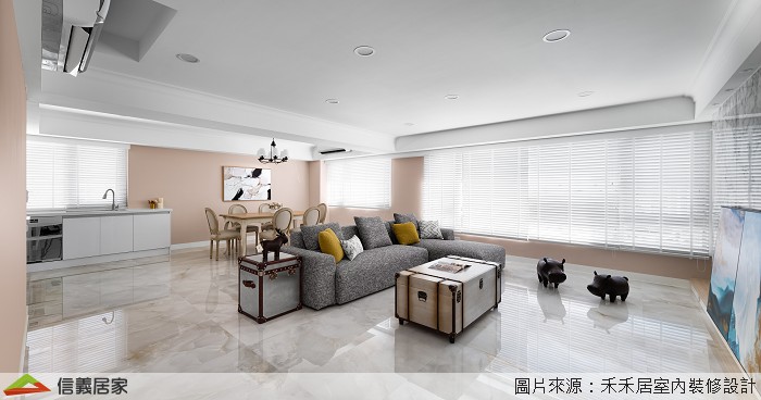 在家的時間變多了，你是否想來些不一樣的充電時光？PANTONE趨勢色整理出帶點成熟感的『沙漠薄霧色』，彷彿看著沙漏裡的流沙，緩緩褪下各種複雜的思緒，為腦袋保留純粹且清靜的思考空間。