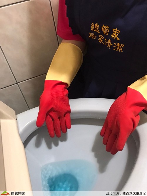 浴室尿垢、異味好惱人，利用居家常見小物輕鬆解決問題。