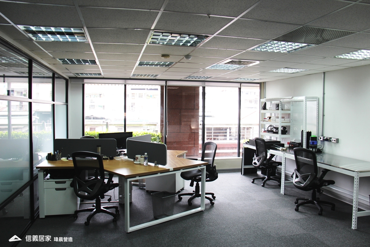 改造前後大不同！美感、效率兼顧的美式休閒辦公室