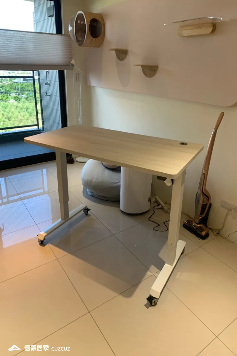 升降桌白+冰島白橡桌板