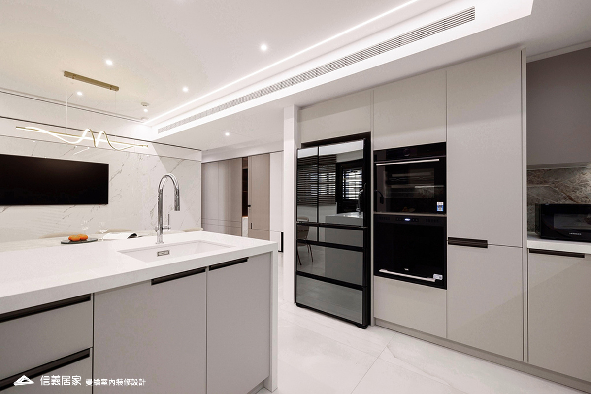 廚房-3-大理石 大板磚 烤漆 藝術漆 鍍鈦飾條 明鏡