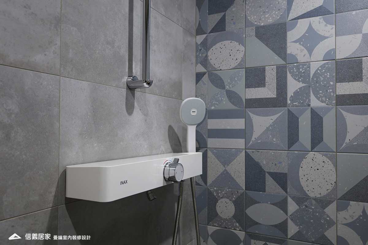 衛浴-1貓洞 藝術漆 烤漆玻璃 壁燈 進口五金把手 花磚