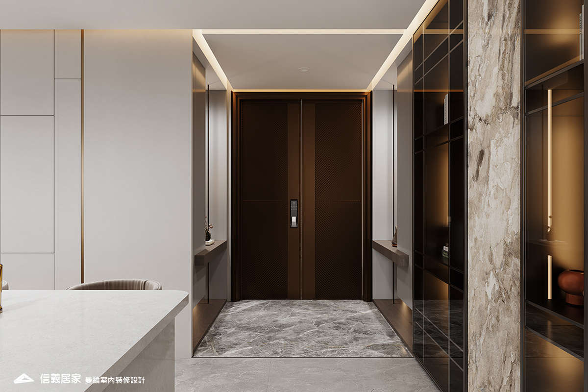 玄關-1-退休宅 輕奢風 大板磚 鍍鈦飾條 格柵 美術吊燈