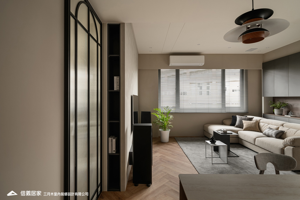 智能透天宅_客廳2_弧形拉門