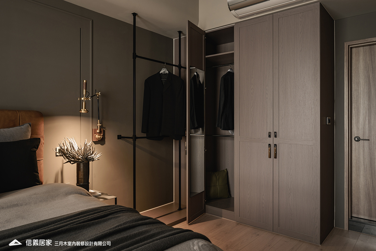 異國殖民風宅_臥房3_吊衣架