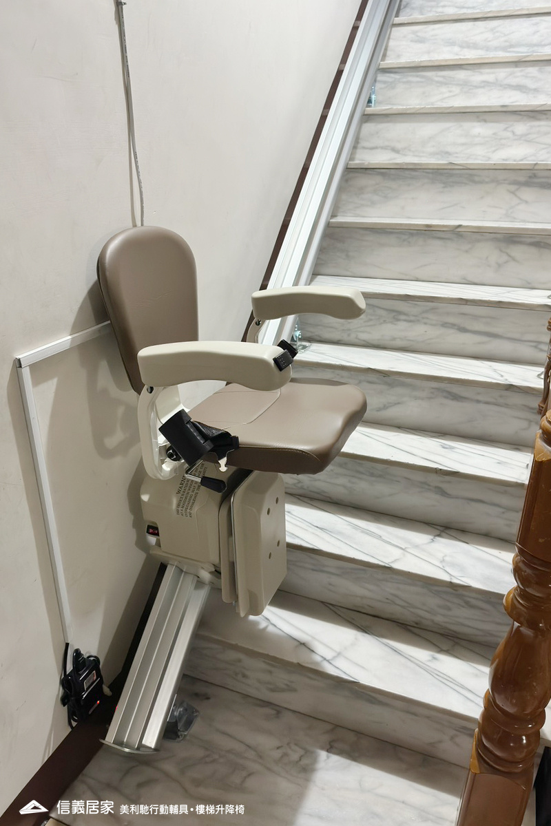直線型樓梯升降椅 | 安裝案例