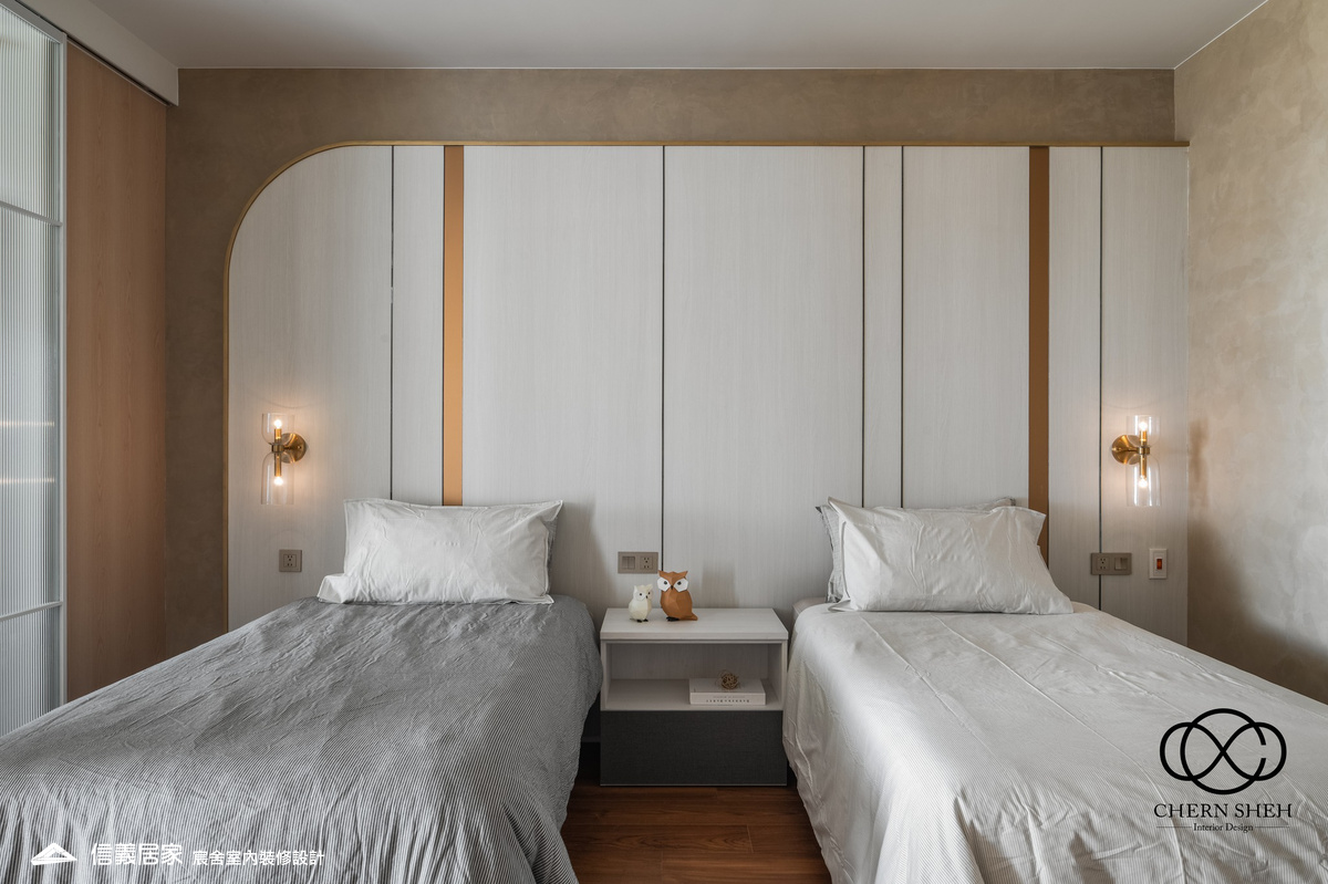 14.臥室_系統櫃_壓花玻璃_大板磚_藝術漆_現代輕奢風