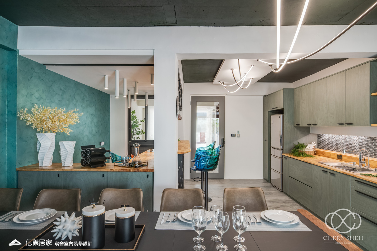 11.客廳_廚房_中島_特殊塗料_系統櫃_電器櫃_鐵件_綠色_黑白_翻新