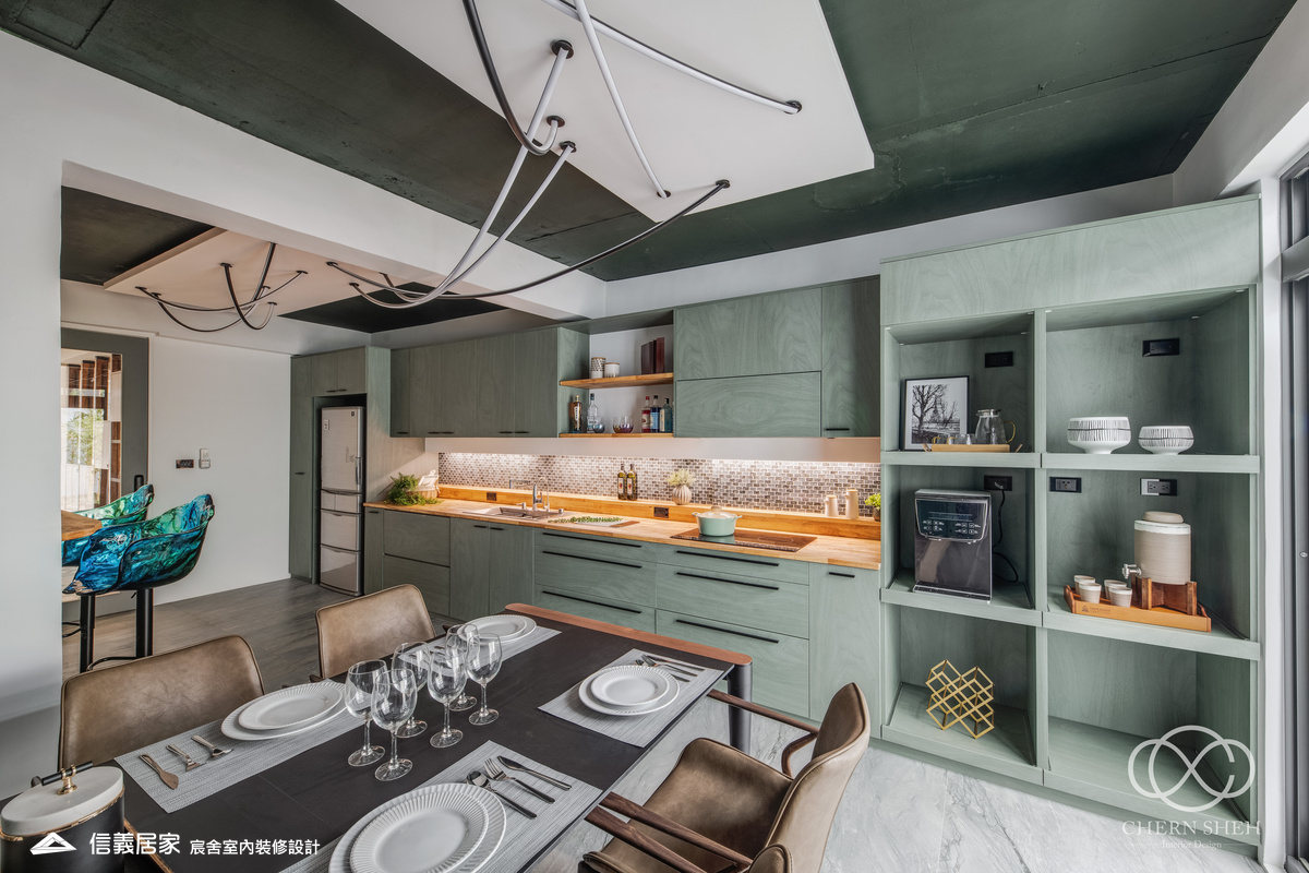 12.客廳_廚房_中島_特殊塗料_系統櫃_電器櫃_鐵件_綠色_黑白_翻新