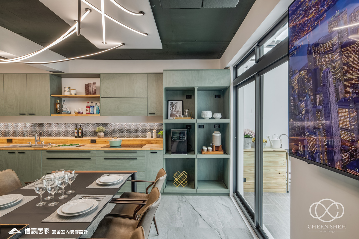 13.客廳_廚房_中島_特殊塗料_系統櫃_電器櫃_鐵件_綠色_黑白_翻新