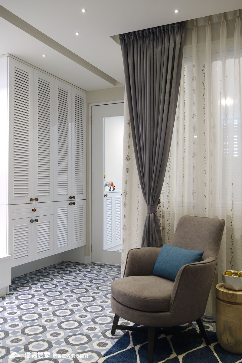 25.玄關_鄉村風_系統櫃_花磚_中島_白色_翻新