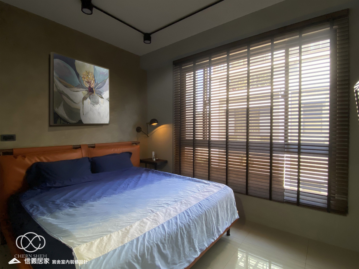 20.臥室_鄉村風_系統櫃_百葉窗_特殊塗料_白色_灰色_翻新