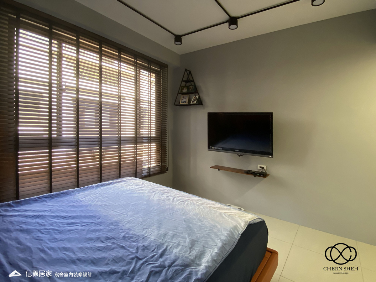 21.臥室_鄉村風_系統櫃_百葉窗_特殊塗料_白色_灰色_翻新