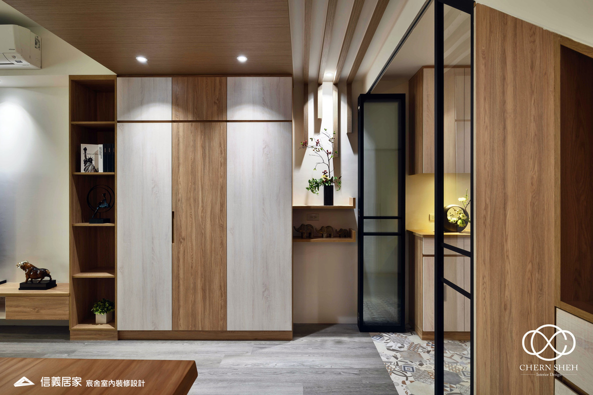 06.客廳_北歐風_系統櫃_餐桌_格柵_木地板_白色_藍色_樓梯