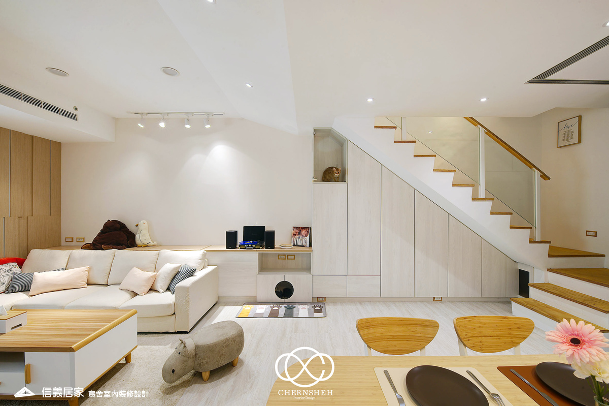 05.客廳_奶油風_花磚_系統櫃_鐵件_白色_米色_奶茶色_翻新