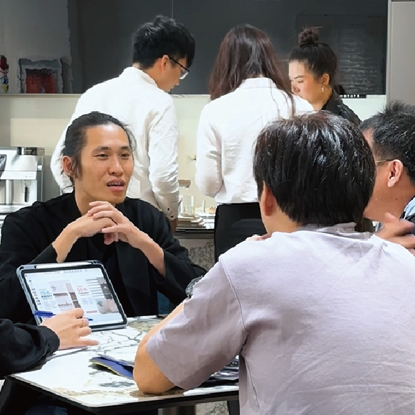 並肩共創有溫度的服務體驗