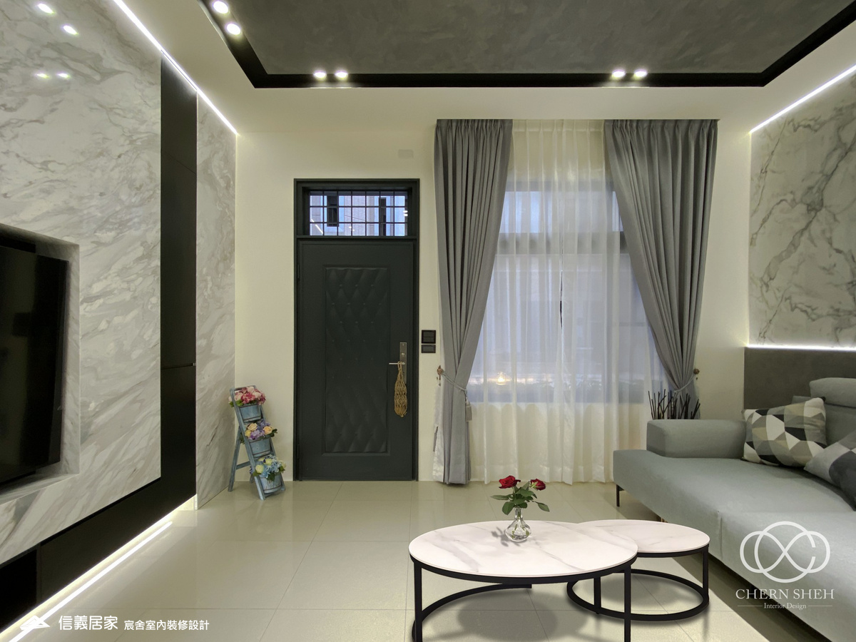 01.玄關_客廳_大理石_大理石電視牆_灰色_玻璃推拉門_輕奢風