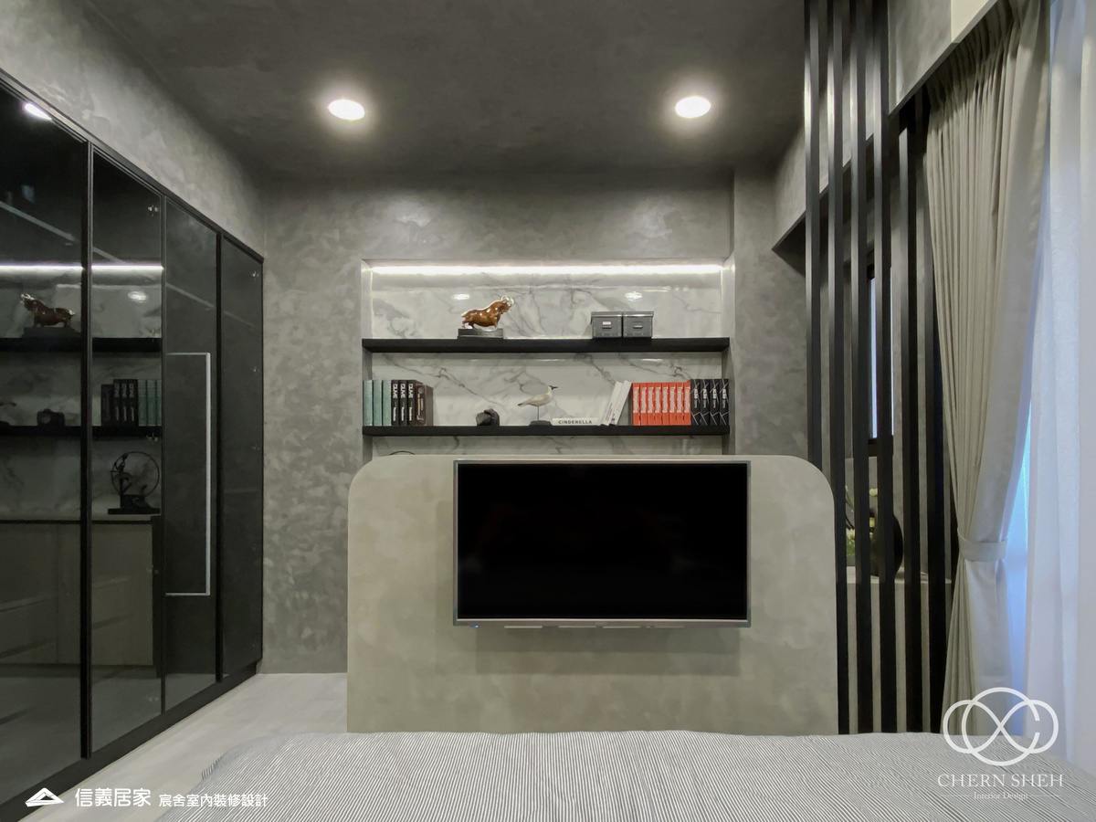 14.臥室_系統櫃_灰色_黑色_特殊漆_玻璃推拉門_輕奢風