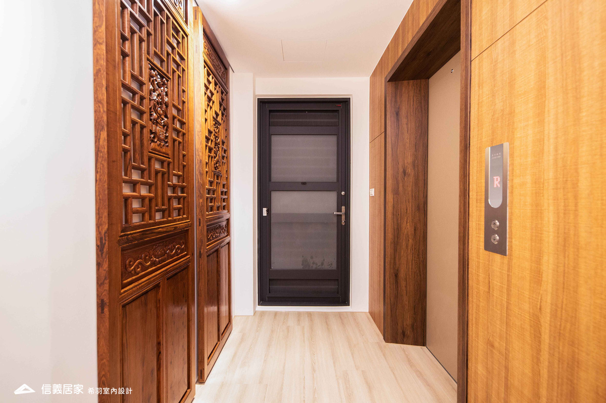 中西混搭-電梯廳