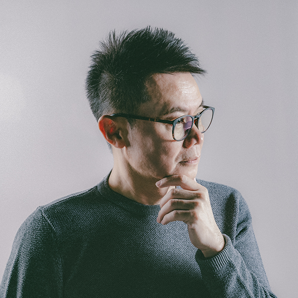 設計總監三十年以上設計及工程經驗